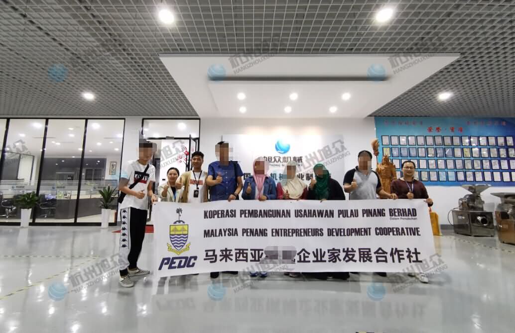 5db115be904e2.jpg 5db115be904e2.jpg