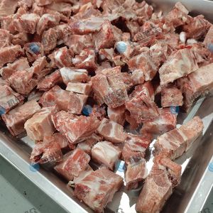 客戶上門試機130A剁塊機剁3cm的排骨，效果滿意!